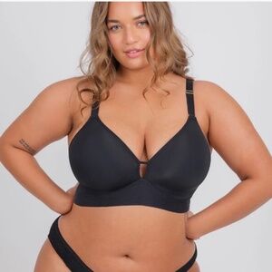 Lively Spacer Bra in Black / 38DD